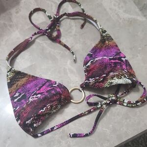 Split Vibrant Snake Print Bikini Top